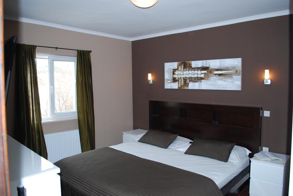 R&N Apartment Zavalatica Extérieur photo